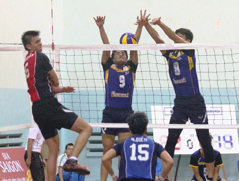 GIAI BONG CHUYEN - 2472019.jpg