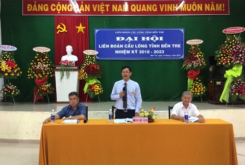 Ông Nguyễn Thiện Chí gợi ý thảo luận.jpg