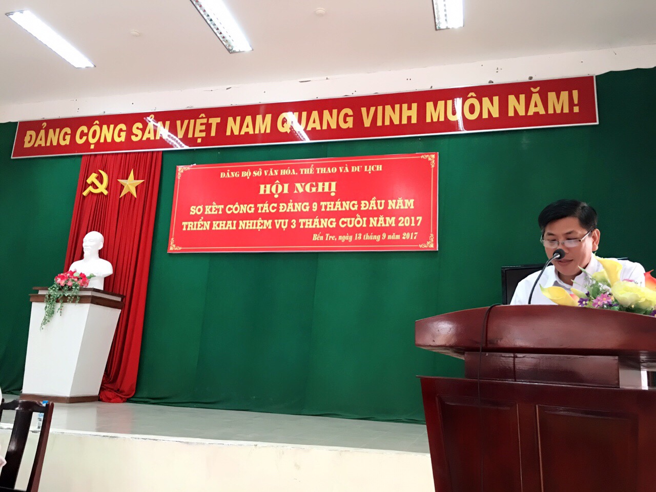 ong tam chi hieu chup.JPG